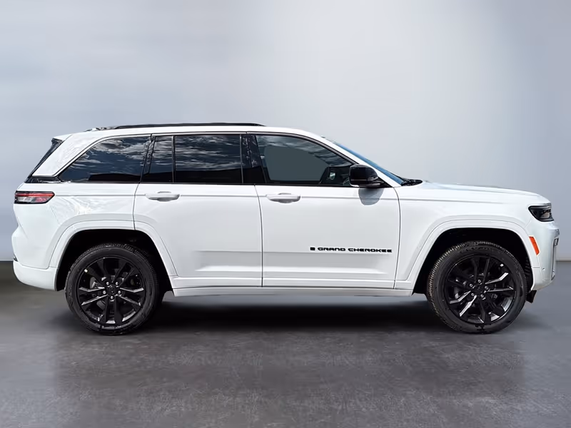 2026 Jeep Grand Cherokee Limited Reserve