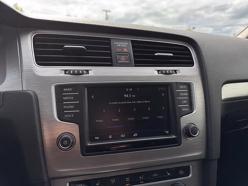 2017 Volkswagen Golf SportWagen