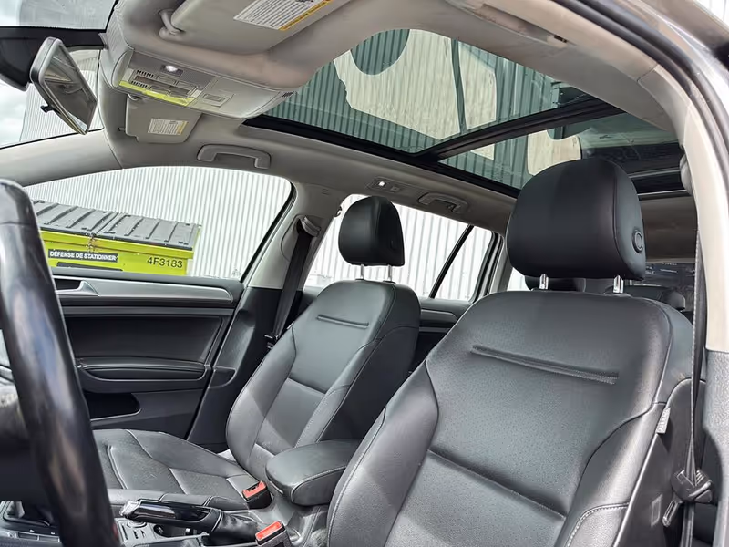 2017 Volkswagen Golf SportWagen