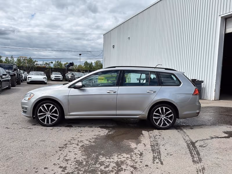 2017 Volkswagen Golf SportWagen