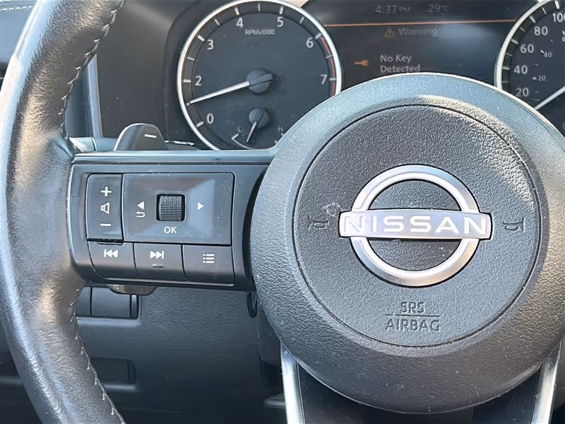 2024 Nissan Rogue SV Moonroof
