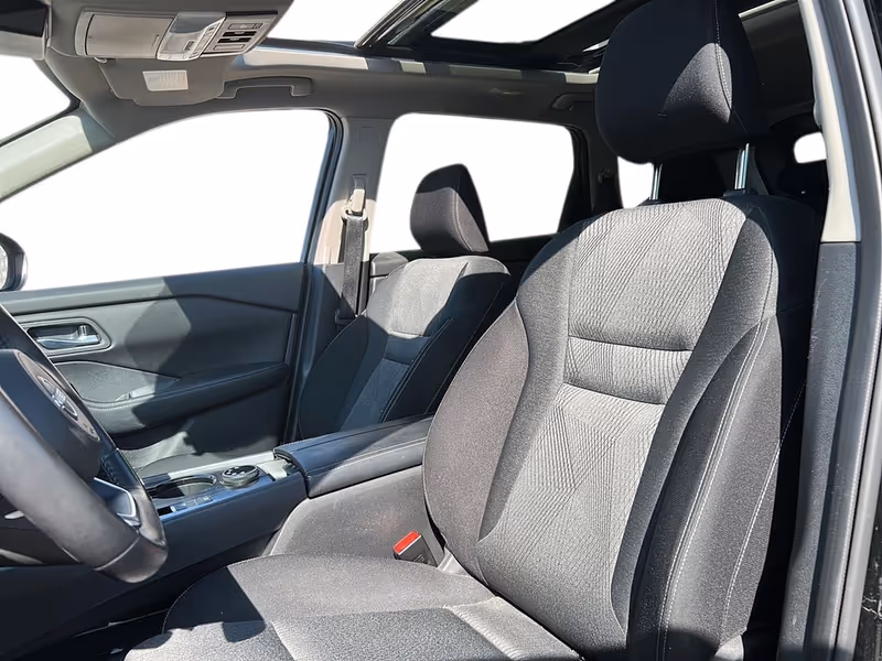 2024 Nissan Rogue SV Moonroof