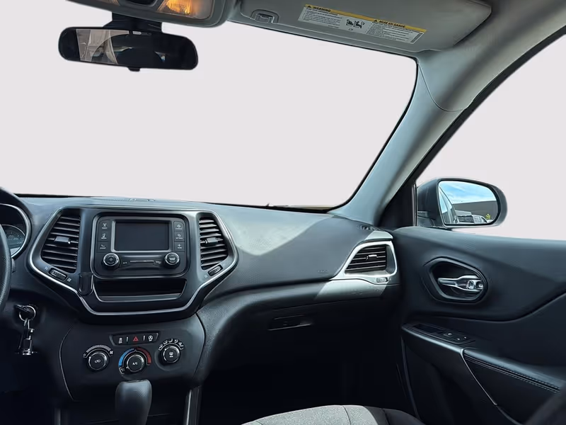 2019 Jeep Cherokee Sport