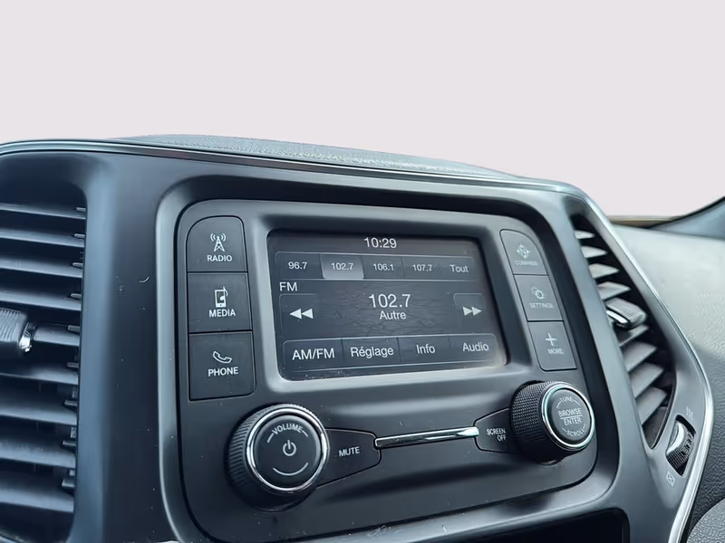 2019 Jeep Cherokee Sport