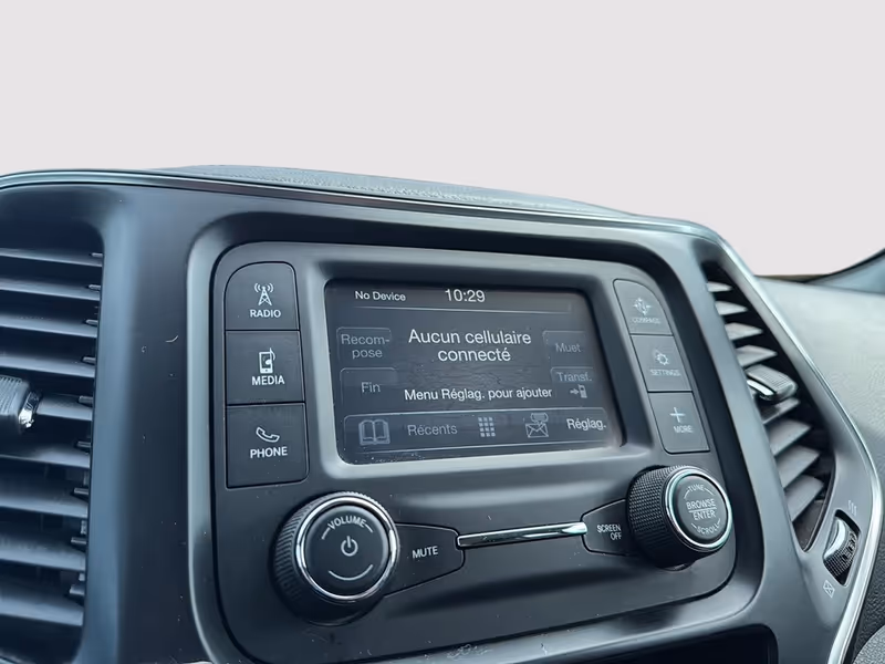 2019 Jeep Cherokee Sport