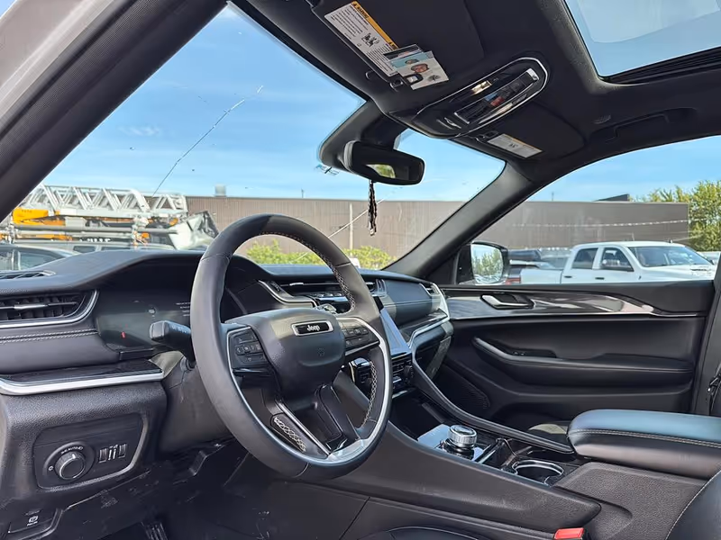 2023 Jeep Grand Cherokee Altitude