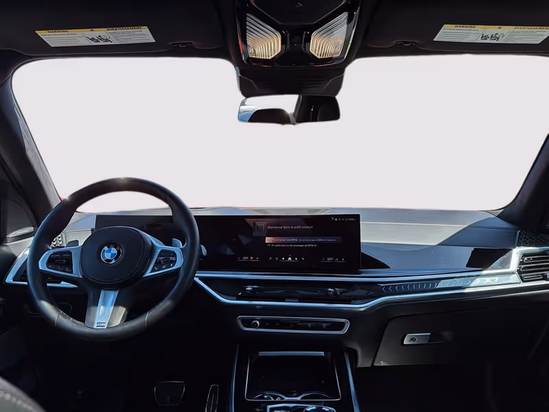 2025 BMW X7 xDrive40i