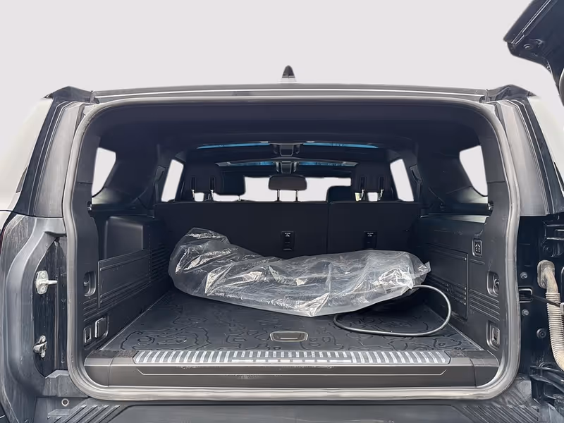 2024 GMC HUMMER EV SUV