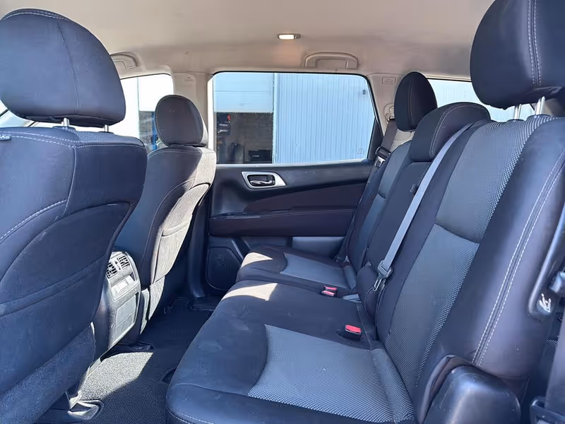 2017 Nissan Pathfinder S