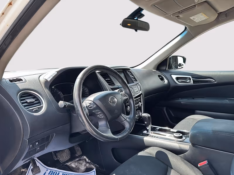 2017 Nissan Pathfinder S