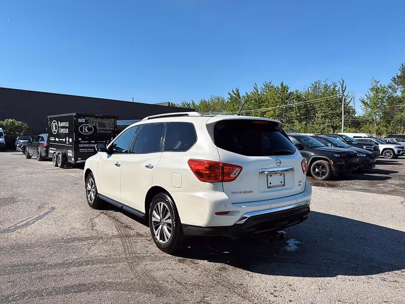 2017 Nissan Pathfinder S