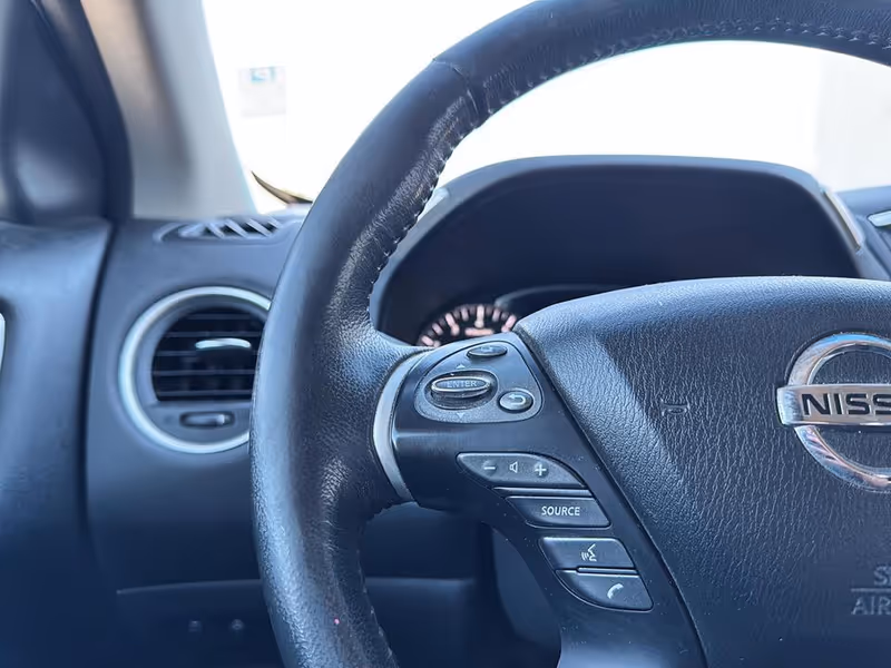2017 Nissan Pathfinder S