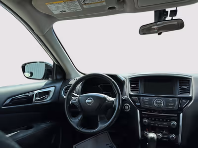 2017 Nissan Pathfinder S