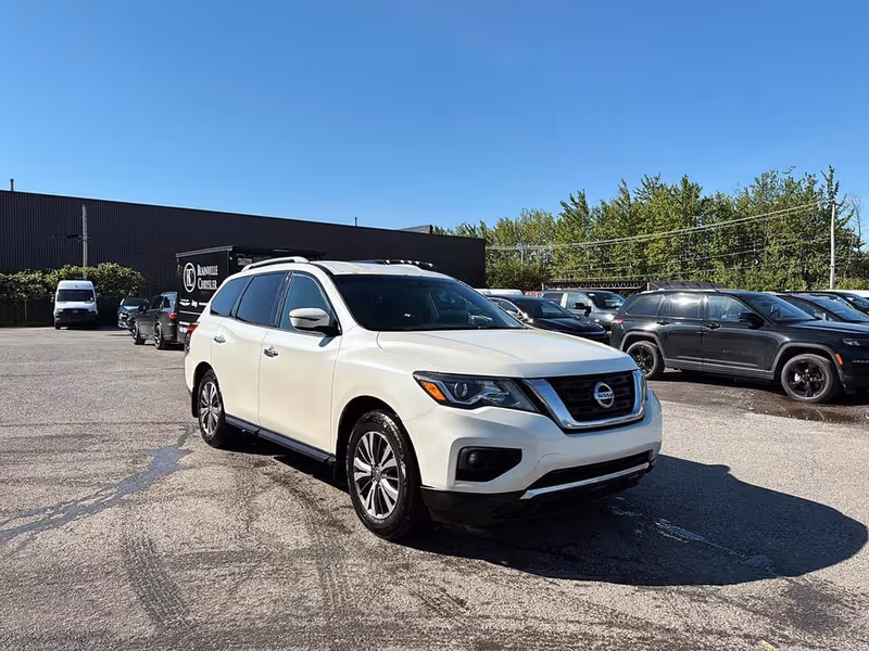 2017 Nissan Pathfinder S