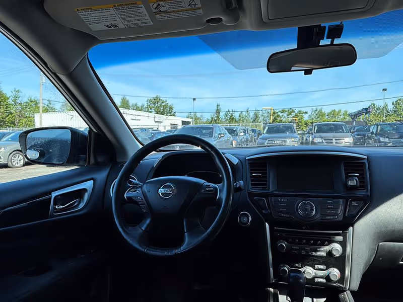 2017 Nissan Pathfinder S