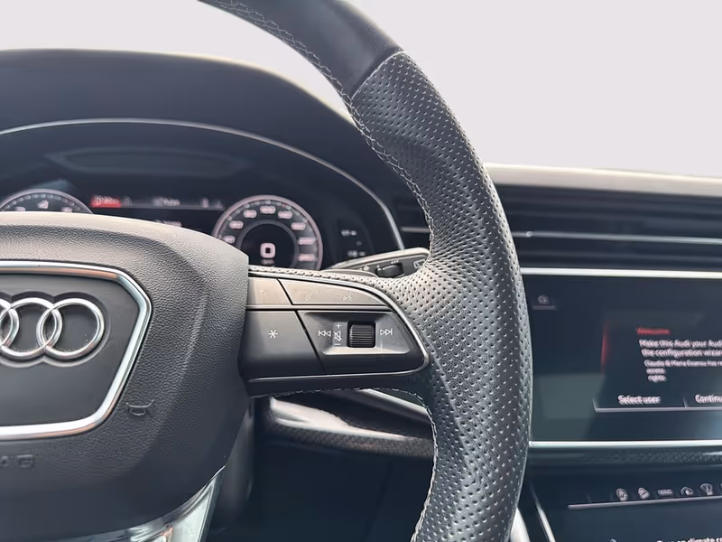 2022 Audi SQ8 Premium Plus