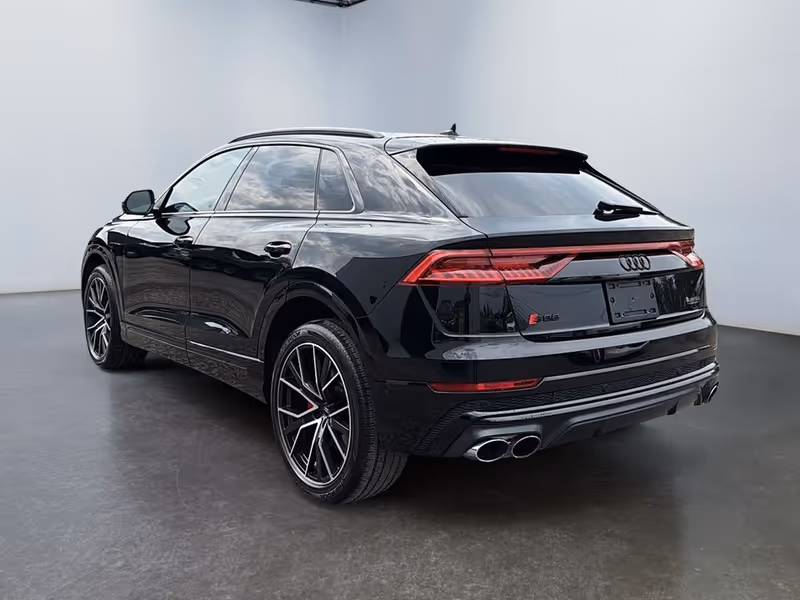 2022 Audi SQ8 Premium Plus