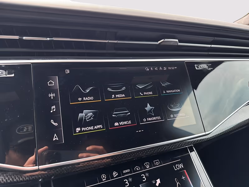 2022 Audi SQ8 Premium Plus