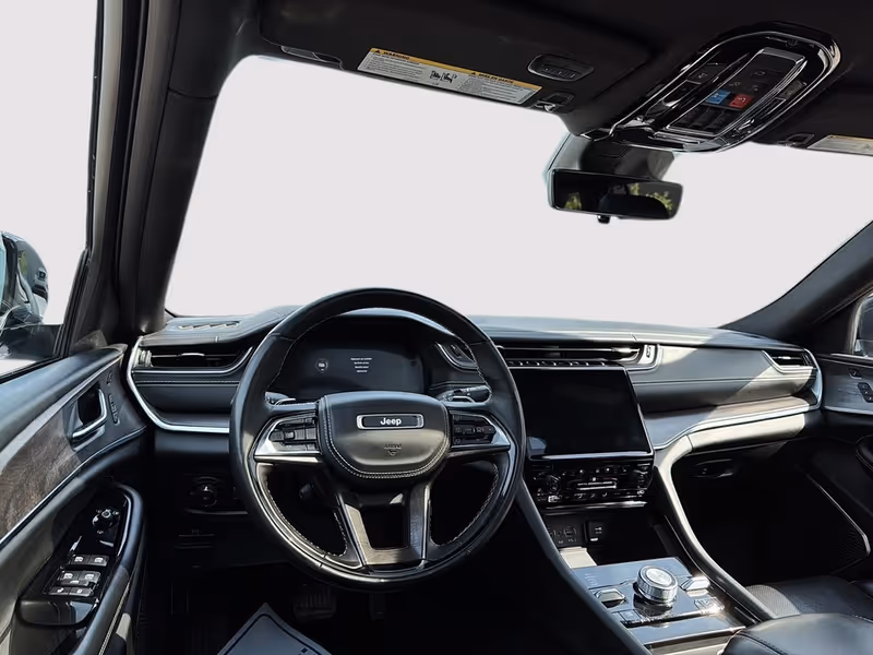 2023 Jeep Grand Cherokee Overland