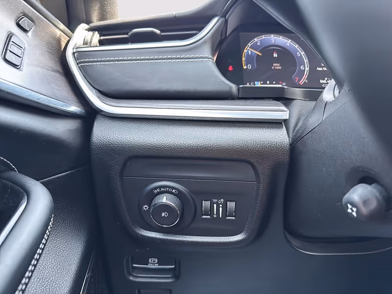 2023 Jeep Grand Cherokee Overland