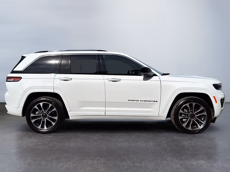 2023 Jeep Grand Cherokee Overland