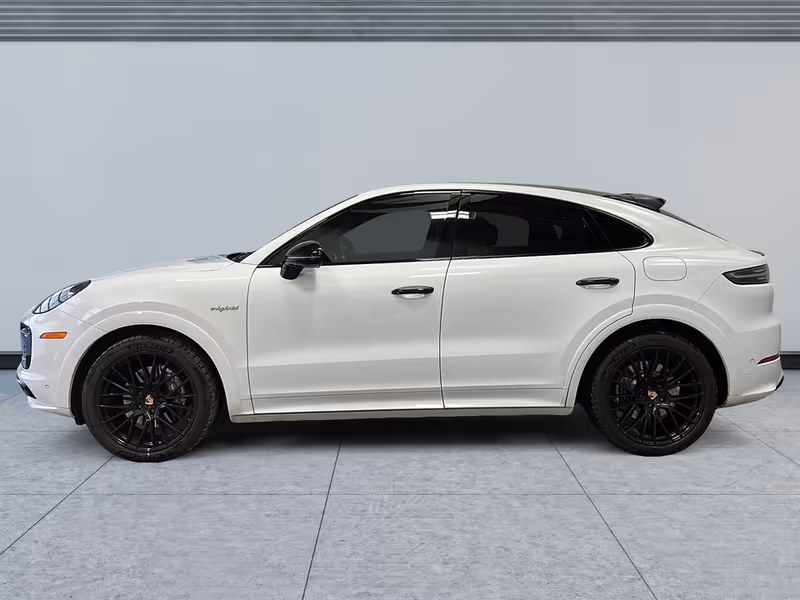 2022 Porsche Cayenne E-Hybrid
