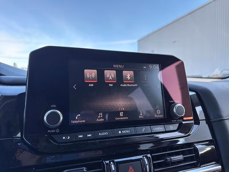 2022 Nissan Pathfinder SV