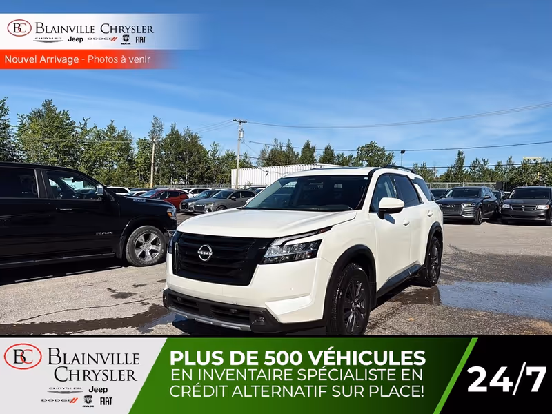 2022 Nissan Pathfinder SV