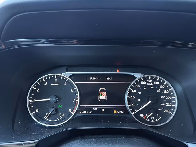 2022 Nissan Pathfinder SV