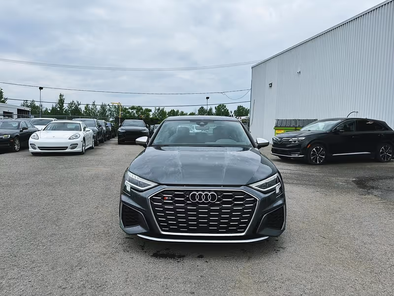 2022 Audi S3 Sedan Komfort