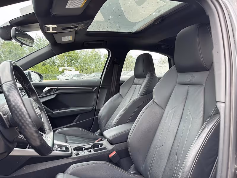 2022 Audi S3 Sedan Komfort