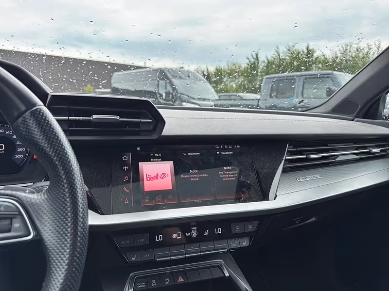 2022 Audi S3 Sedan Komfort