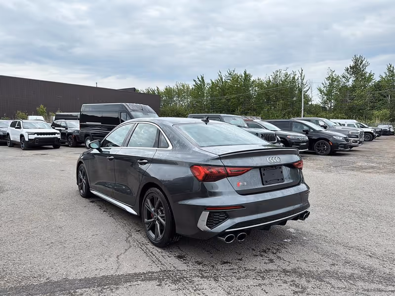 2022 Audi S3 Sedan Komfort