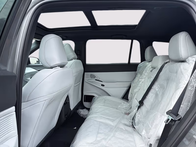 2026 Jeep Cherokee Overland