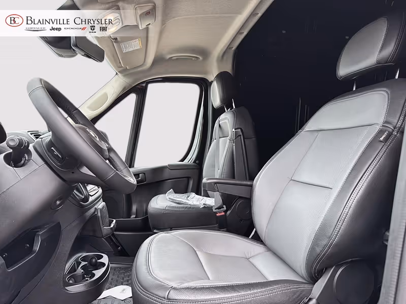 2026 Ram ProMaster Cargo Van SLT+
