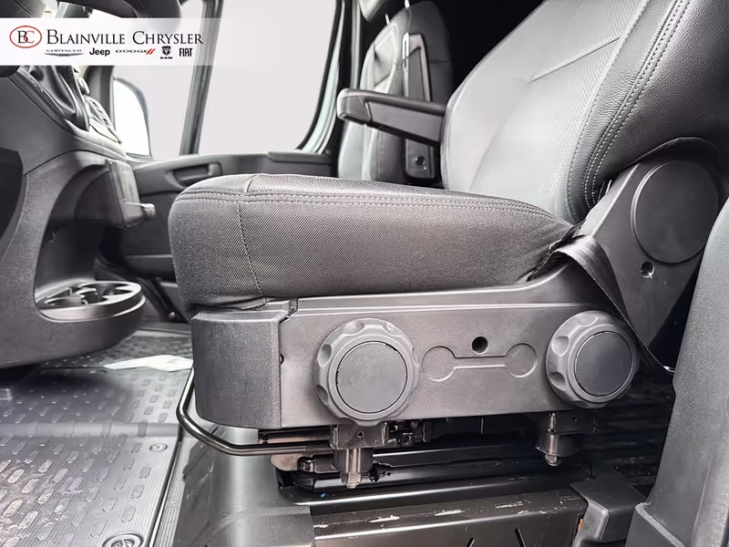 2026 Ram ProMaster Cargo Van SLT+