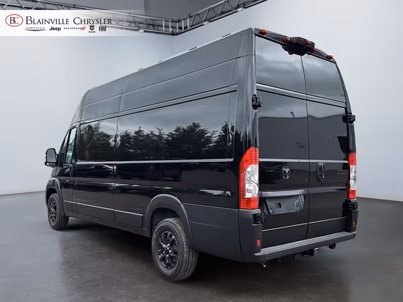 2026 Ram ProMaster Cargo Van SLT+