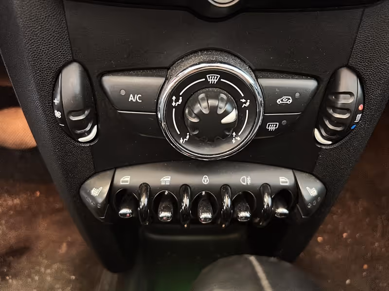 2012 MINI Cooper Convertible Classic