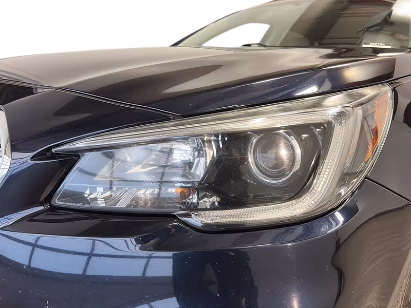 2018 Subaru Outback Touring