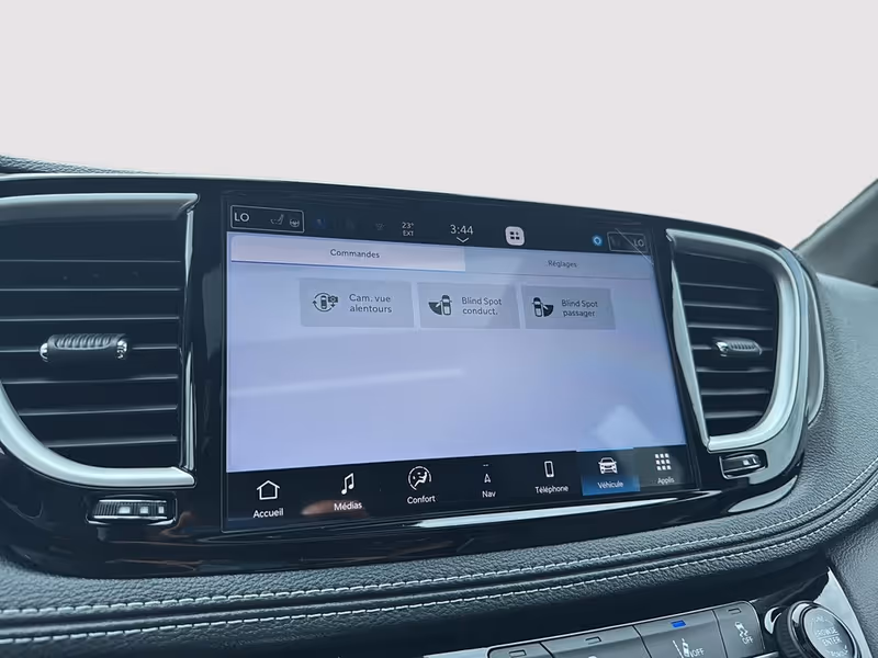 2027 Chrysler Pacifica Limited