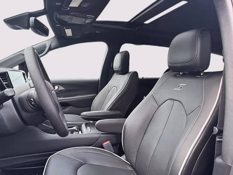 2027 Chrysler Pacifica Limited
