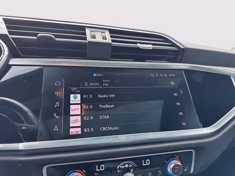 2022 Audi Q3 Technik