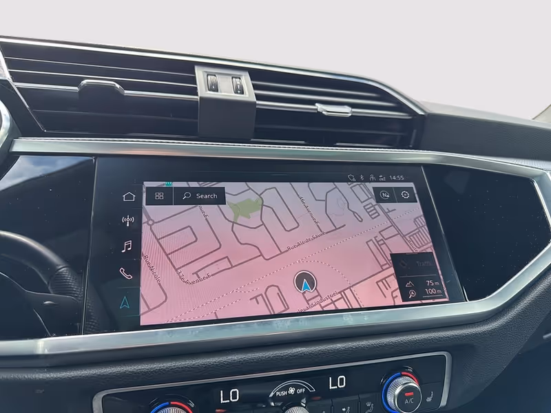 2022 Audi Q3 Technik