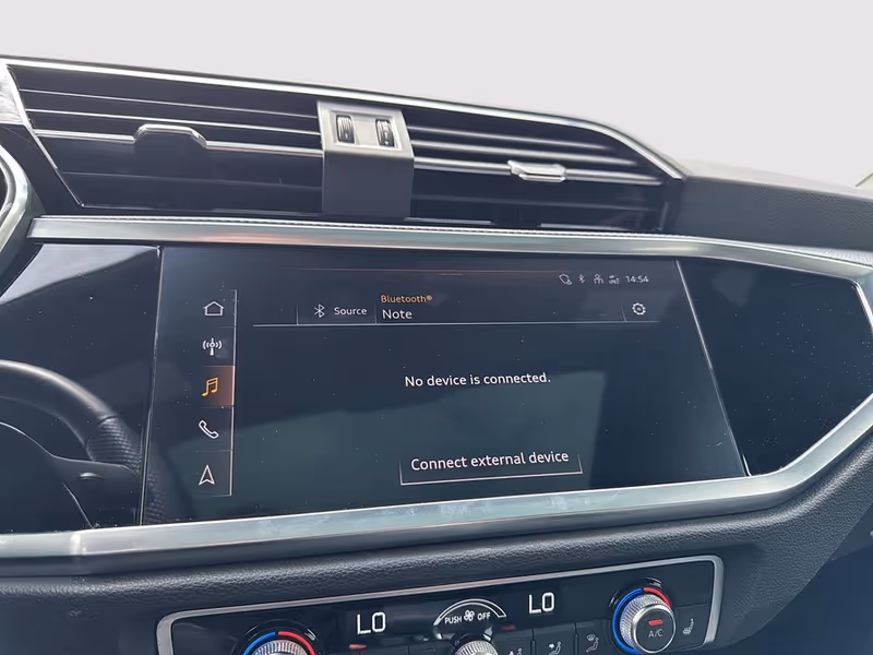 2022 Audi Q3 Technik