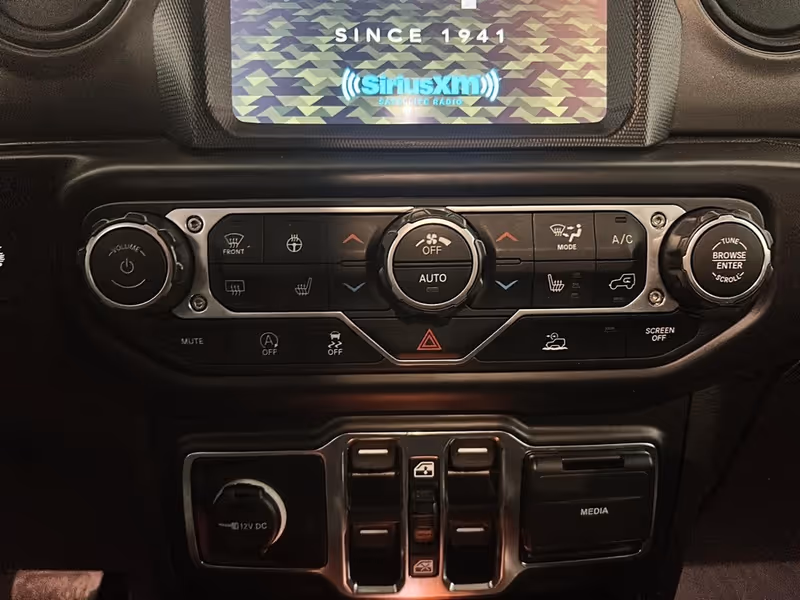 2023 Jeep Wrangler Willys