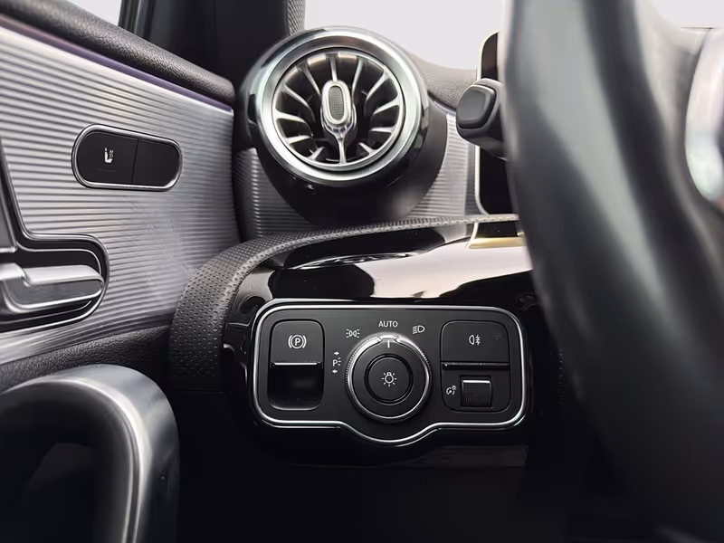 2020 Mercedes-Benz A-Class A 250