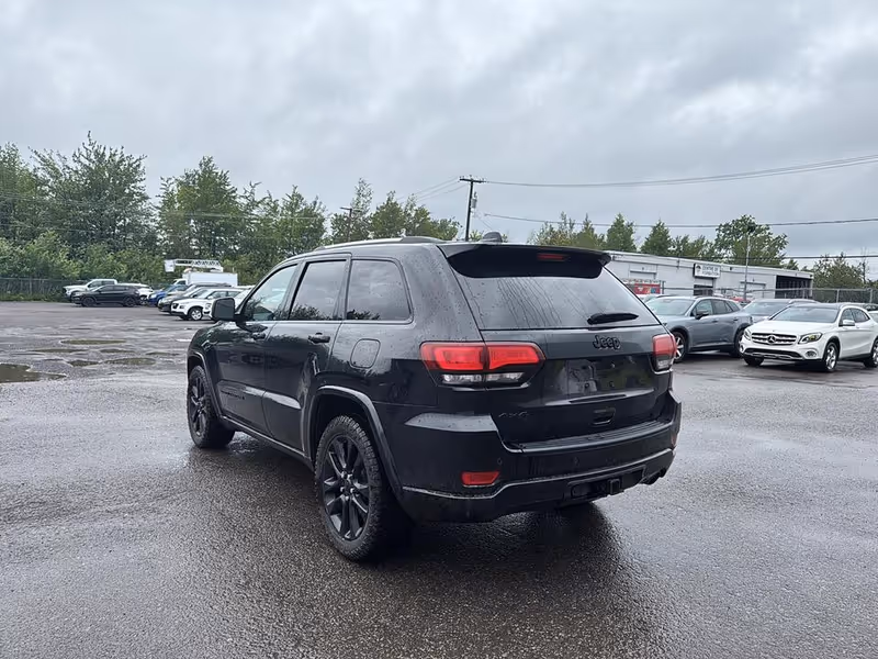 2020 Jeep Grand Cherokee Altitude