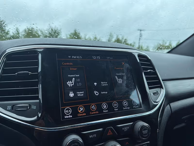 2020 Jeep Grand Cherokee Altitude