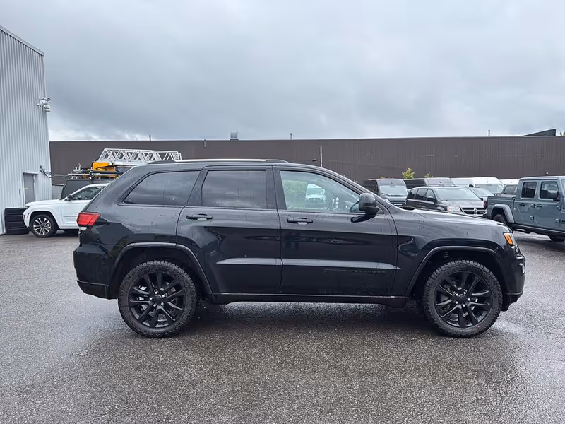 2020 Jeep Grand Cherokee Altitude