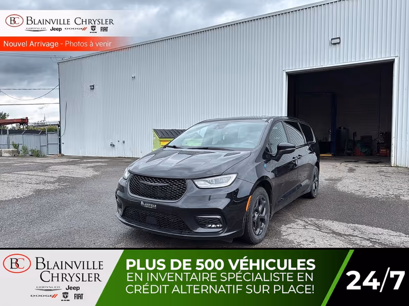 2023 Chrysler Pacifica Hybrid Touring L